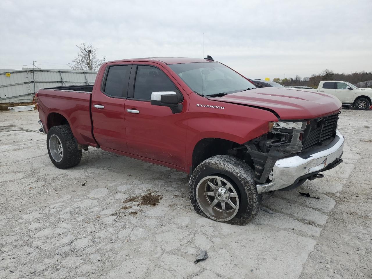 2020 Chevrolet Silverado - Image 4