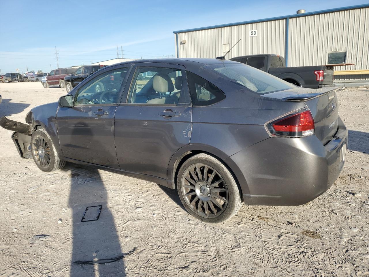 2011 Ford Focus - Image 2