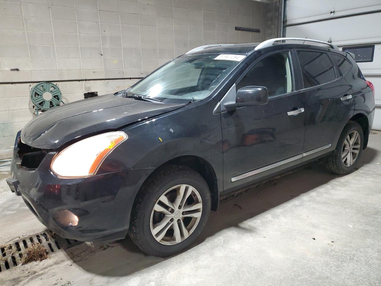 2013 Nissan Rogue - Image 1