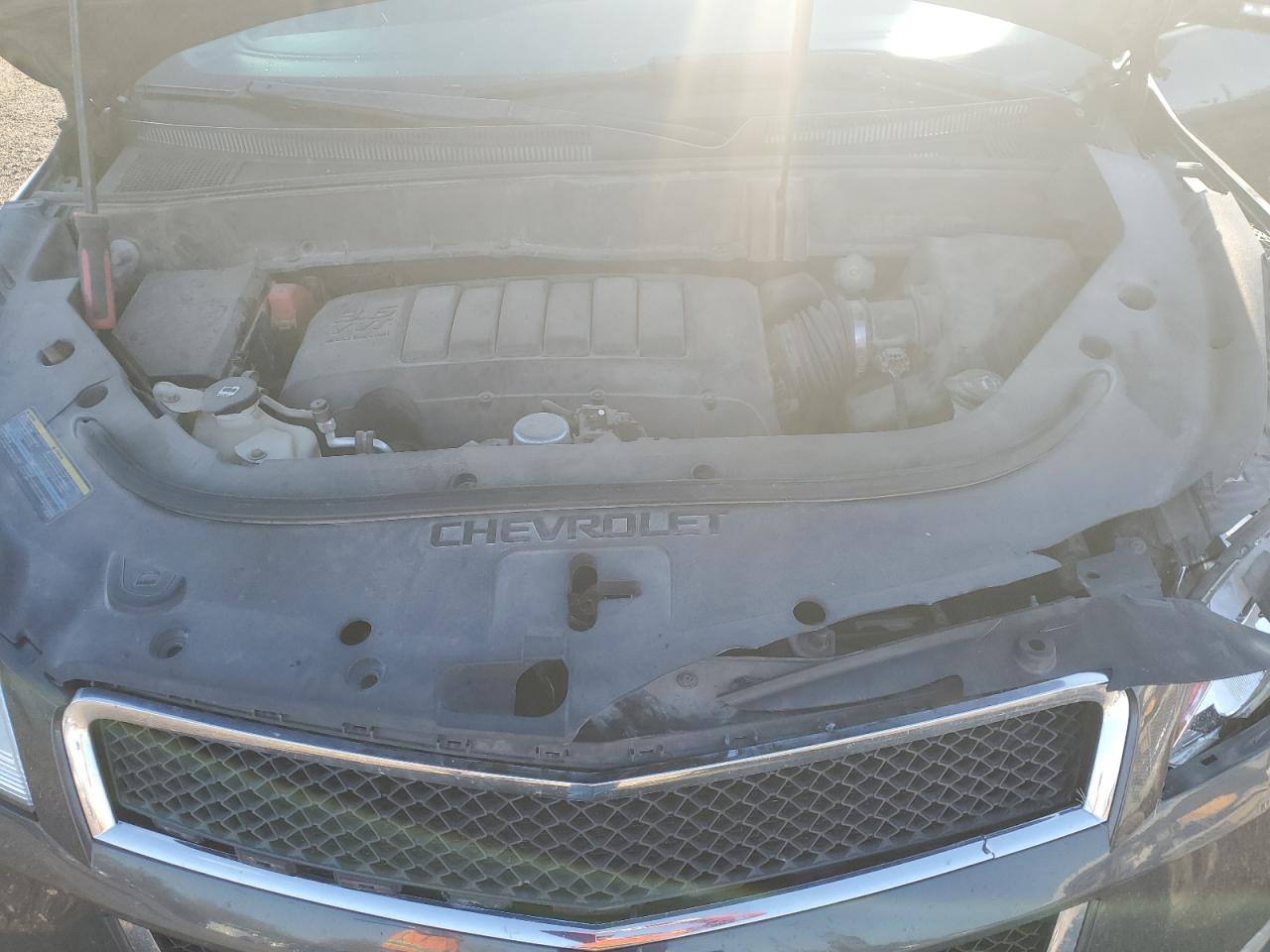 2010 Chevrolet Traverse - Image 12