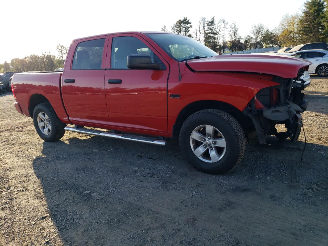 2016 RAM 1500 - Image 4