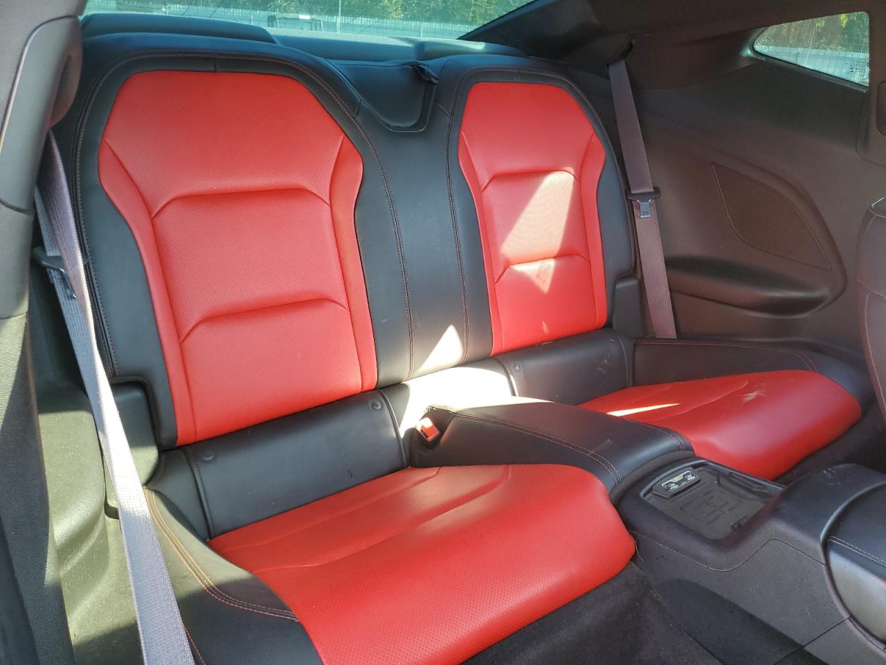 2017 Chevrolet Camaro - Image 11