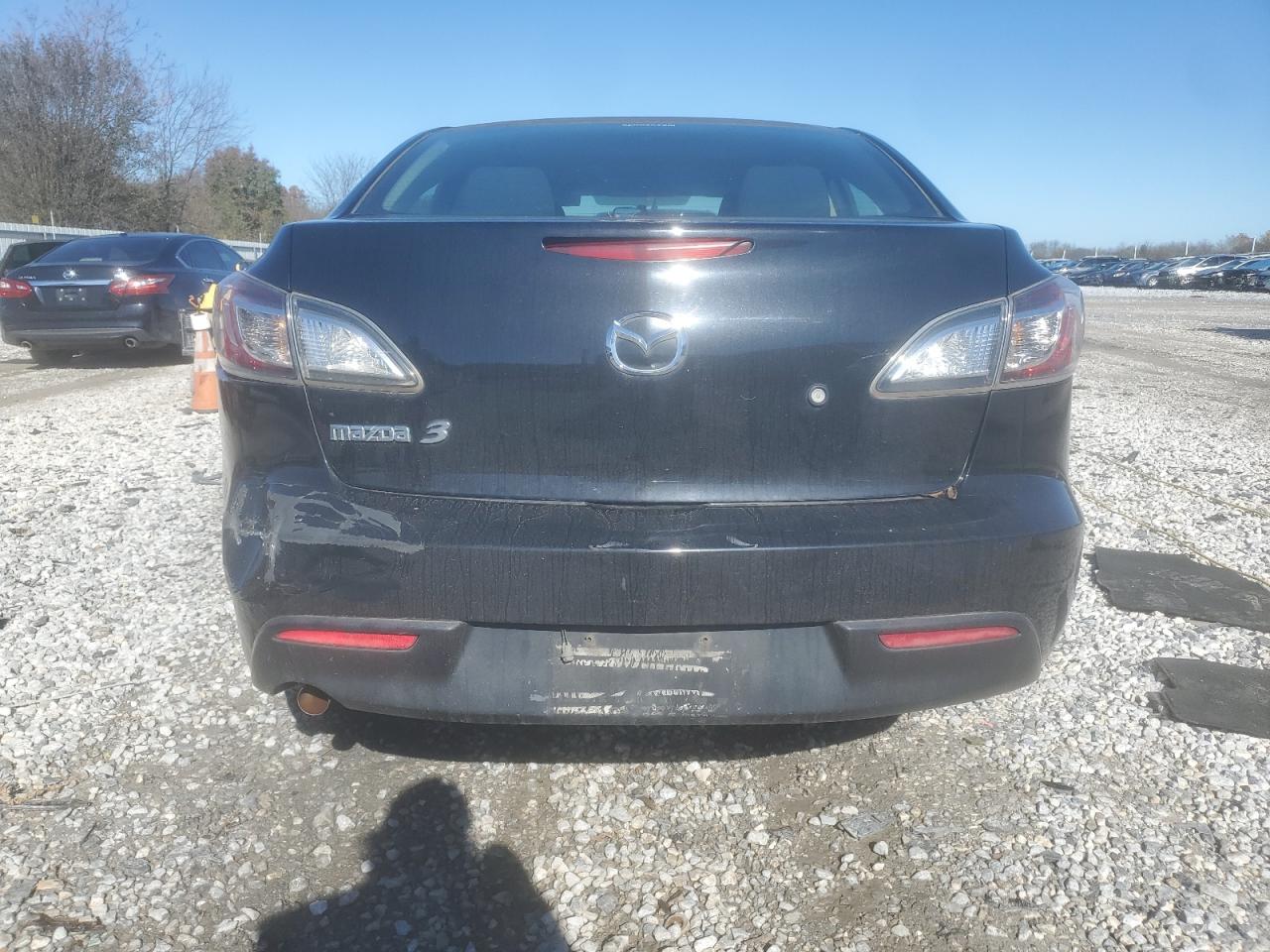 2011 Mazda 3 I VIN: JM1BL1UF4B1390151 Lot: 80420724