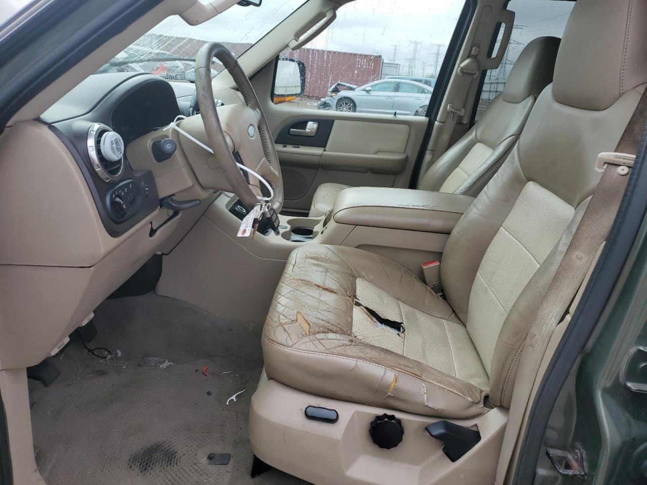 2004 Ford Expedition - Image 7
