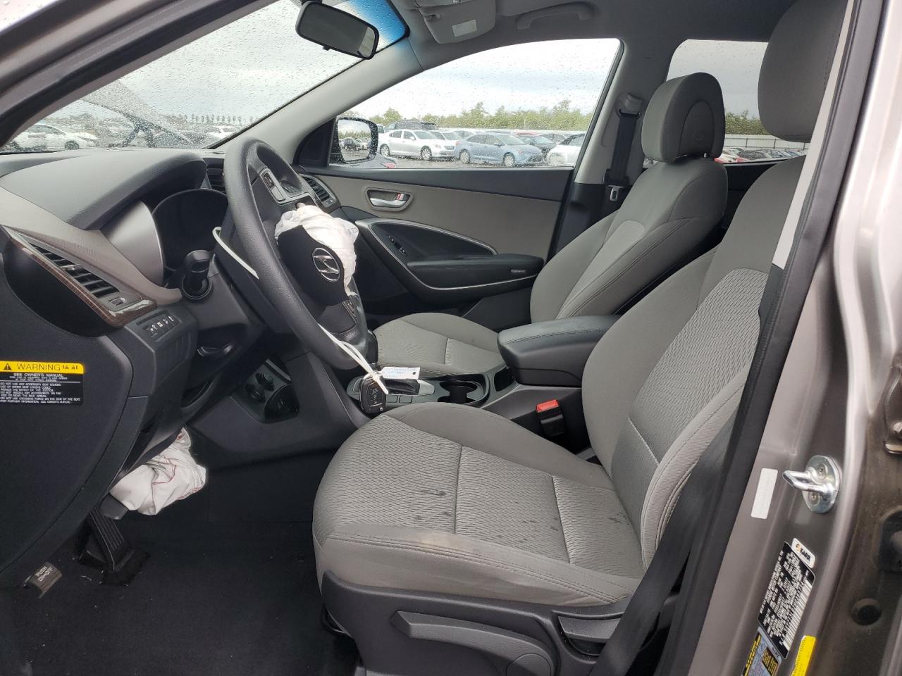 2017 Hyundai Santa Fe - Image 7