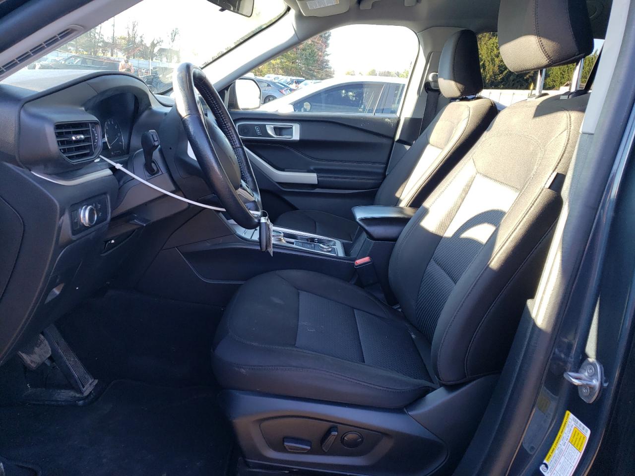 2022 Ford Explorer - Image 7