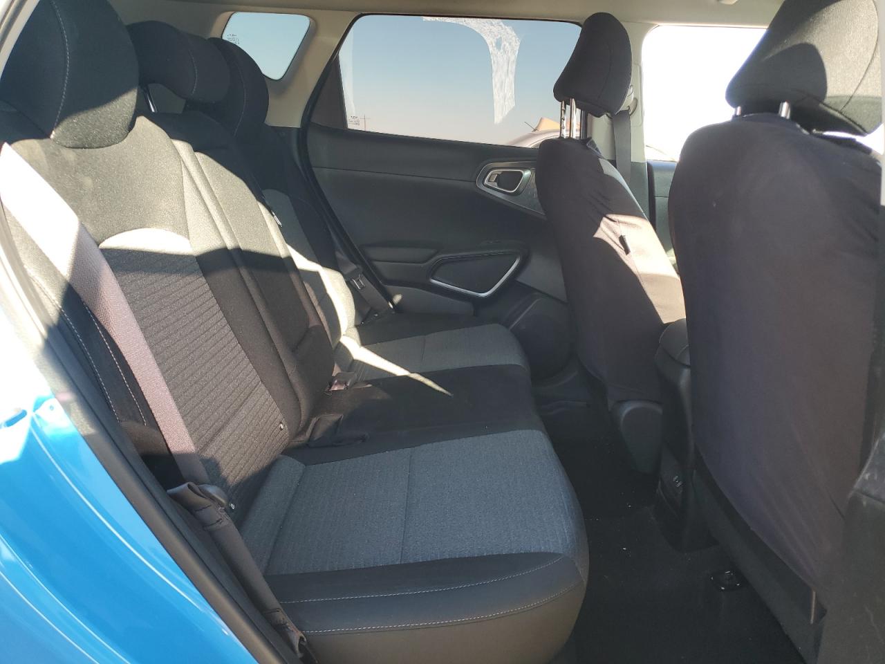 2023 Kia Soul - Image 12
