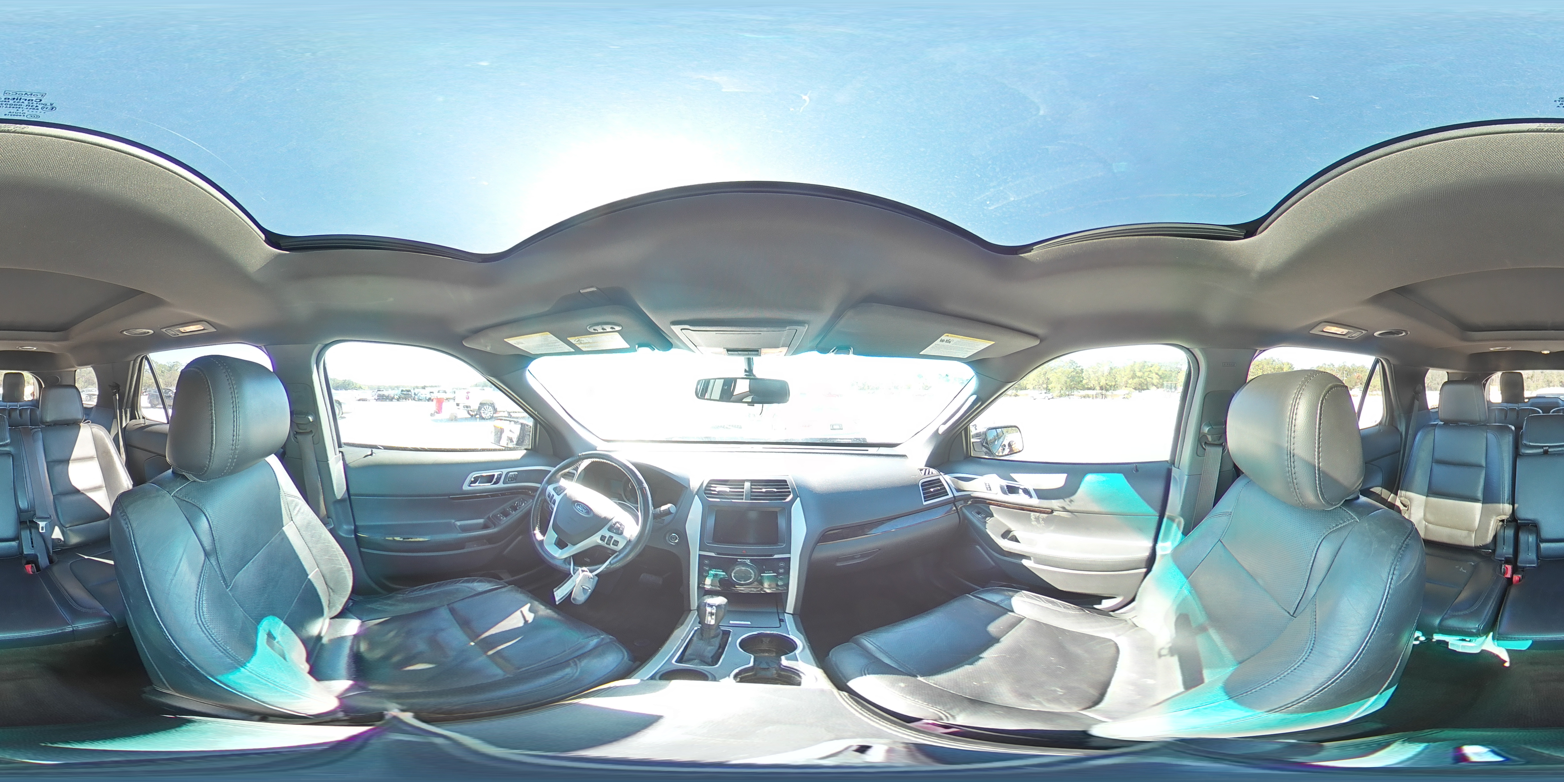 2014 Ford Explorer - Image 15