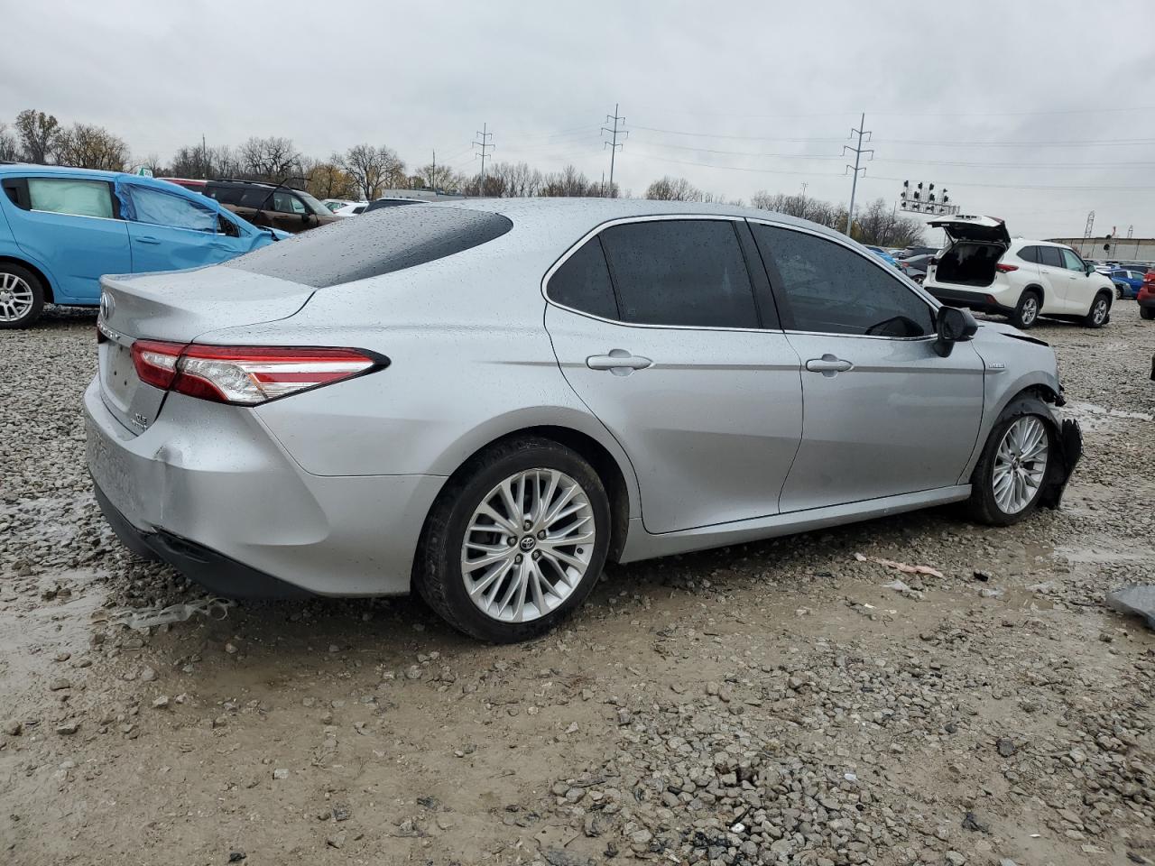 VIN 4T1B21HK1JU505338 2018 TOYOTA CAMRY no.3