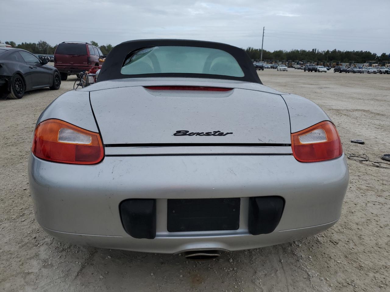 2000 Porsche Boxster VIN: WP0CA2983YU627617 Lot: 79648564