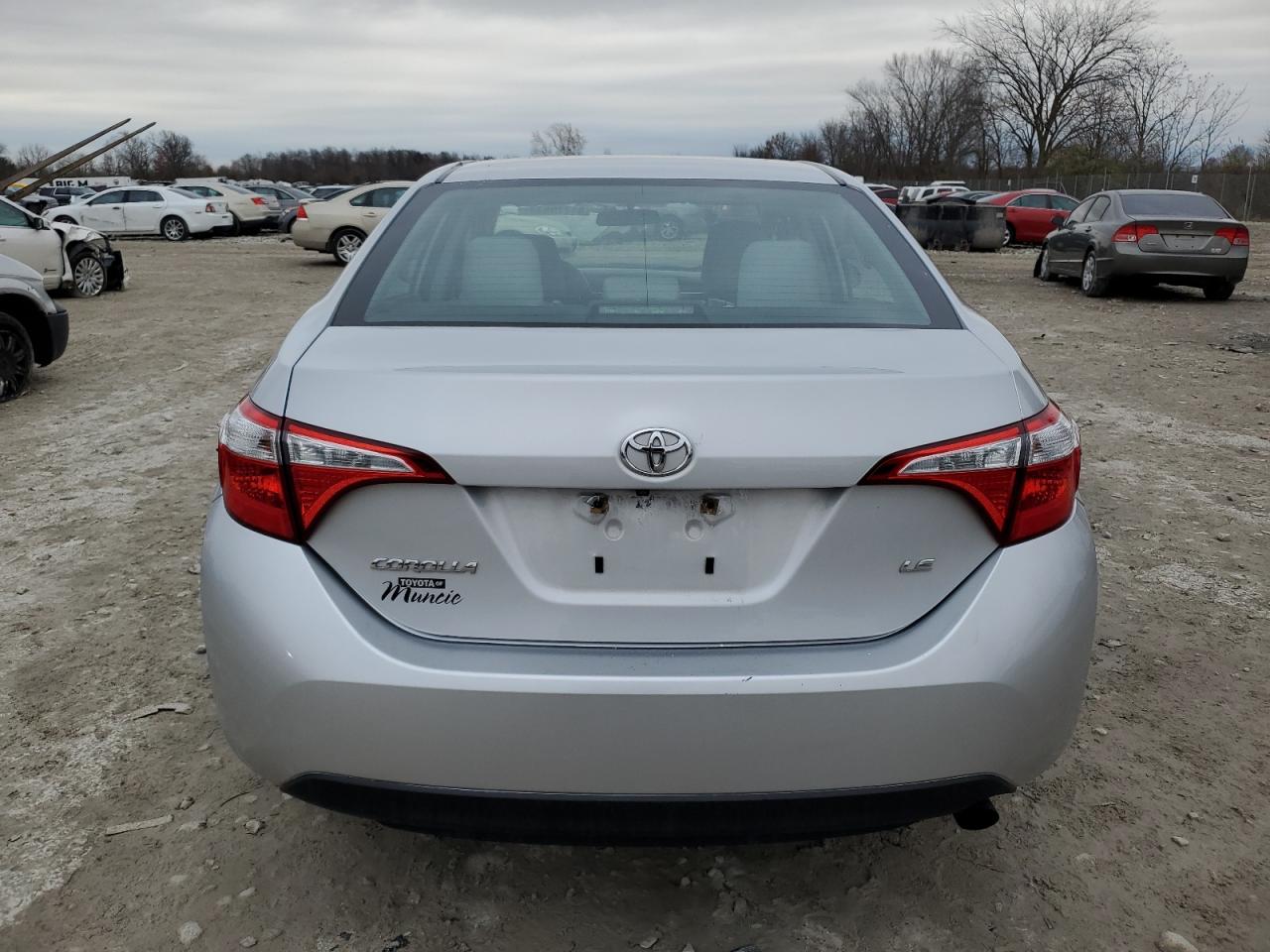 VIN 2T1BURHE5FC337747 2015 TOYOTA COROLLA no.6