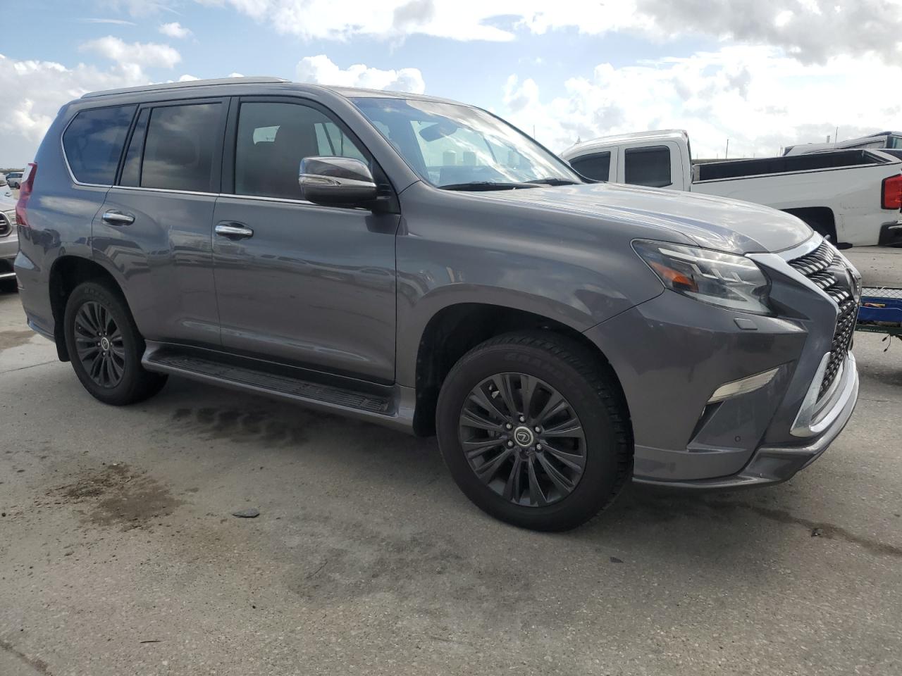 2022 Lexus GX - Image 4