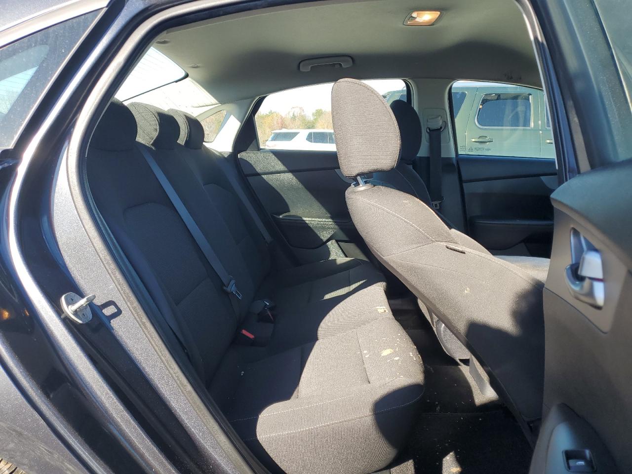 2019 Kia Forte - Image 10