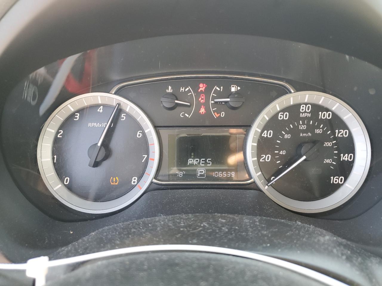 2015 Nissan Sentra - Image 9