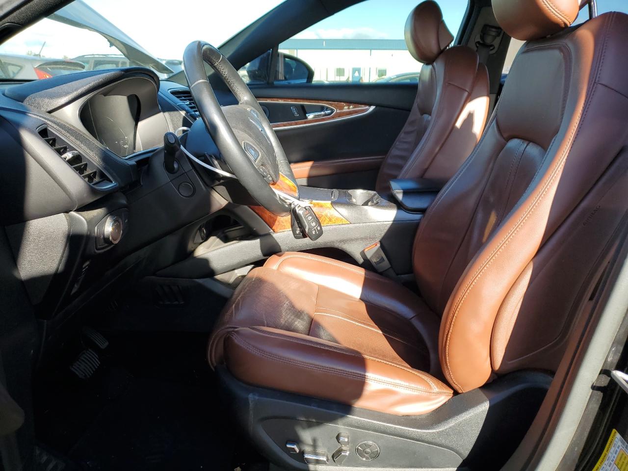 2017 Lincoln MKX - Image 7