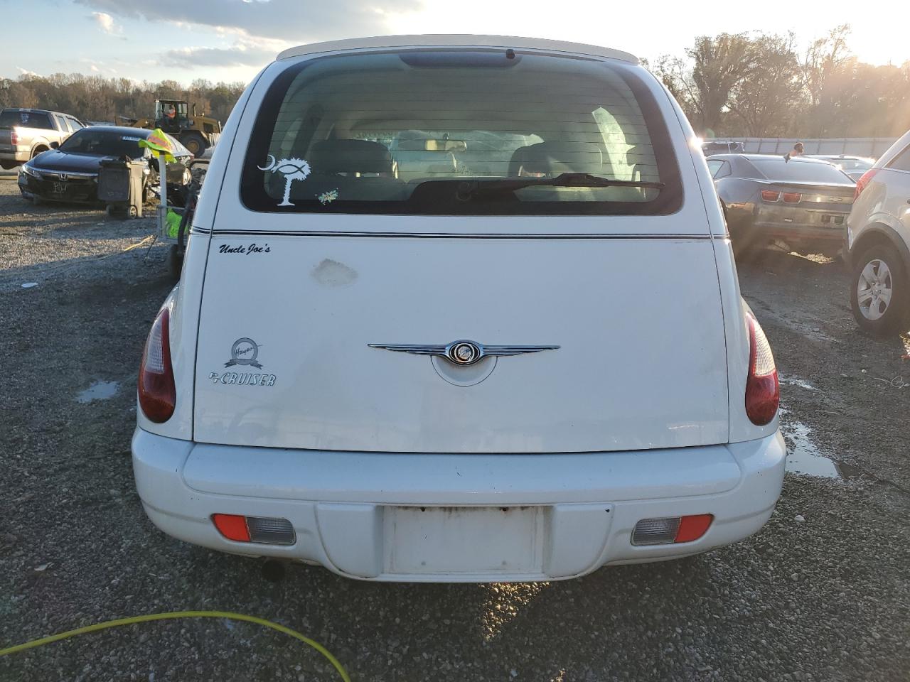 2008 Chrysler PT Cruiser - Image 6