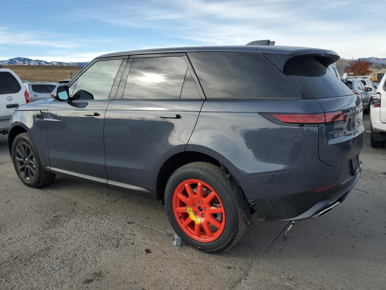 2024 Land Rover Range Rover - Image 2