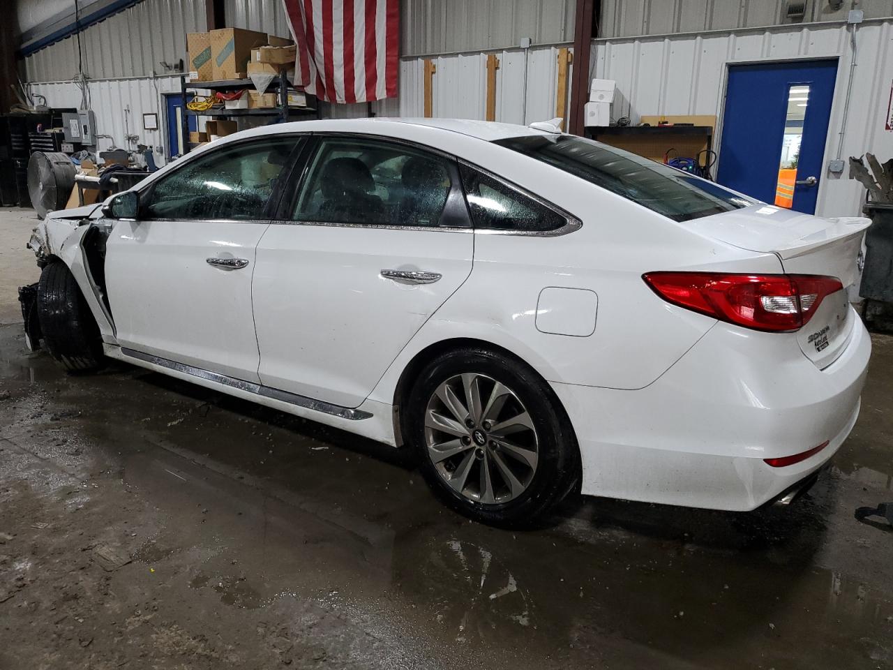 2017 Hyundai Sonata - Image 2