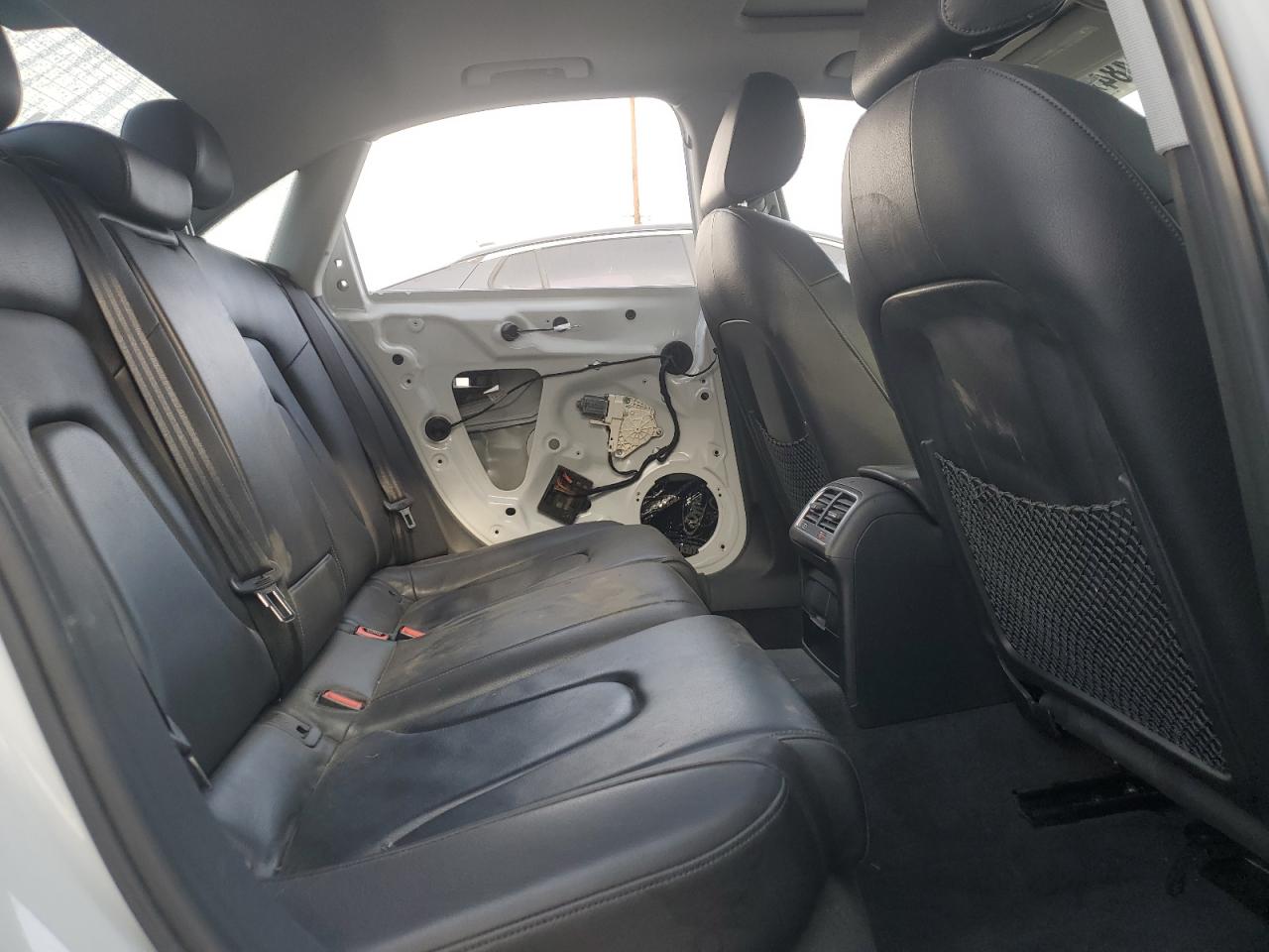 2015 Audi A4 - Image 10