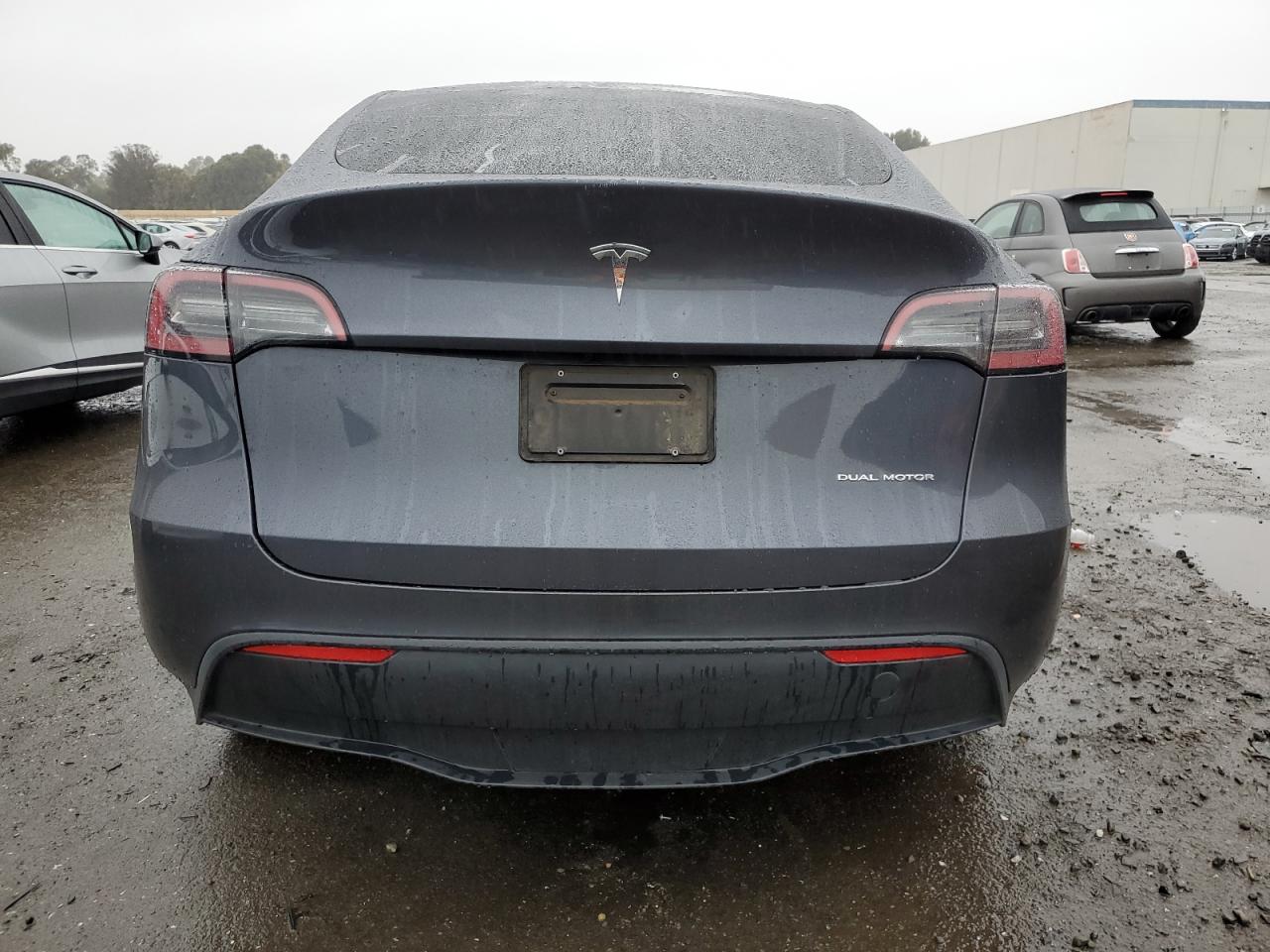 VIN 7SAYGDEE9PF637686 2023 TESLA MODEL Y no.6