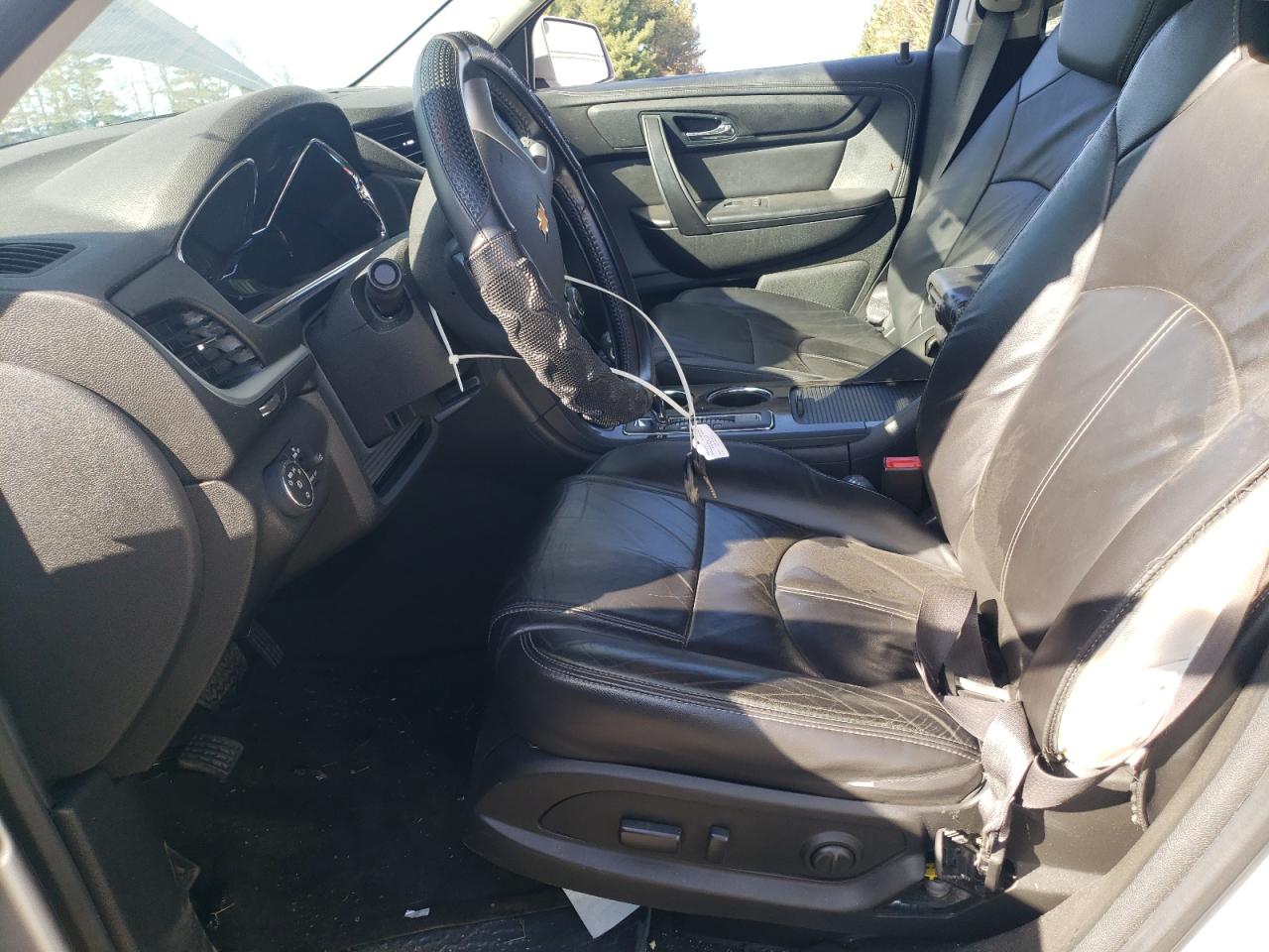 2015 Chevrolet Traverse - Image 7