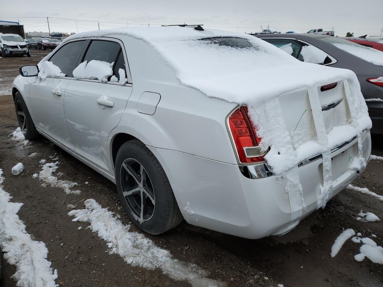 2013 Chrysler 300 - Image 2