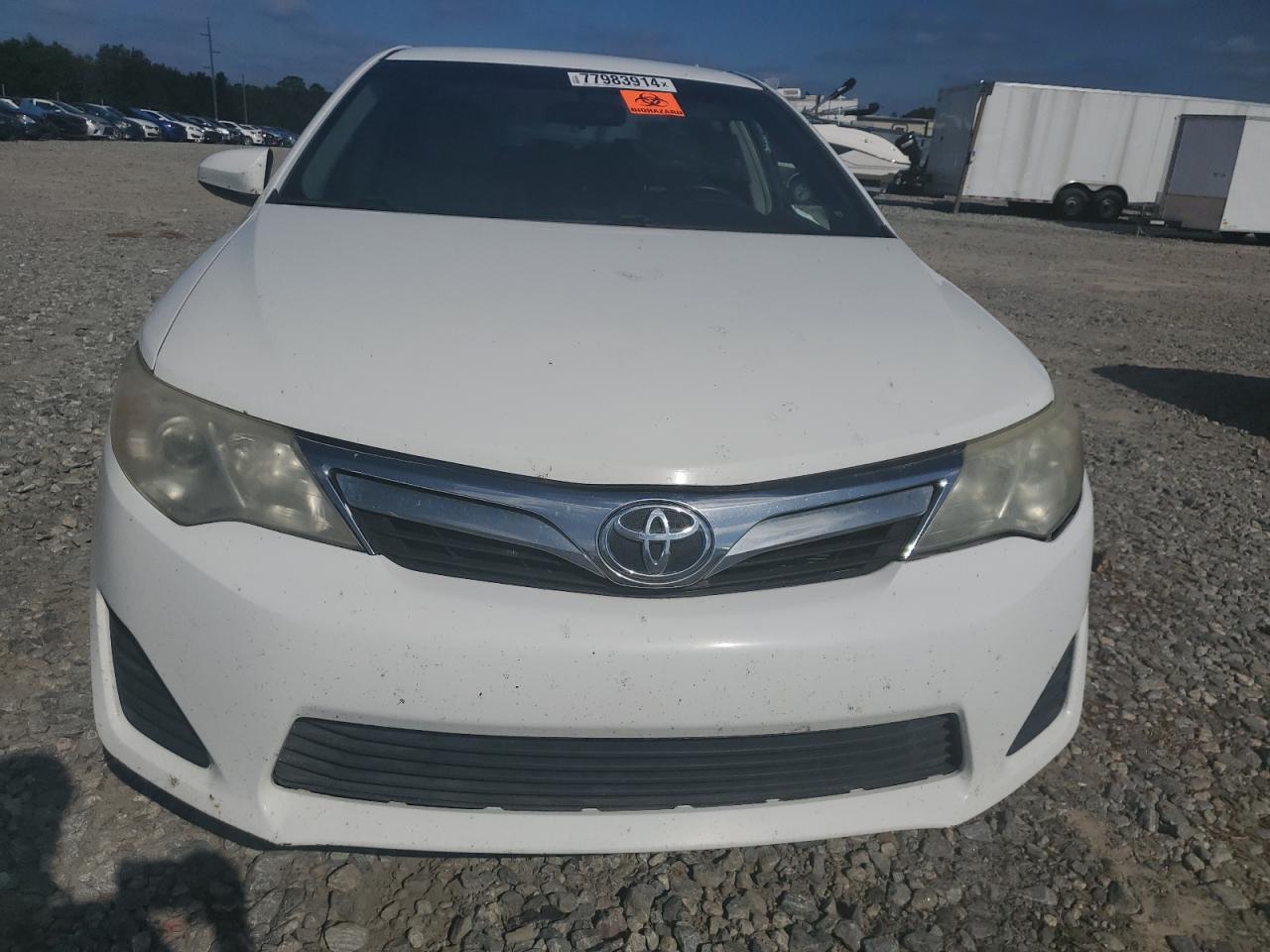 2014 Toyota Camry - Image 5