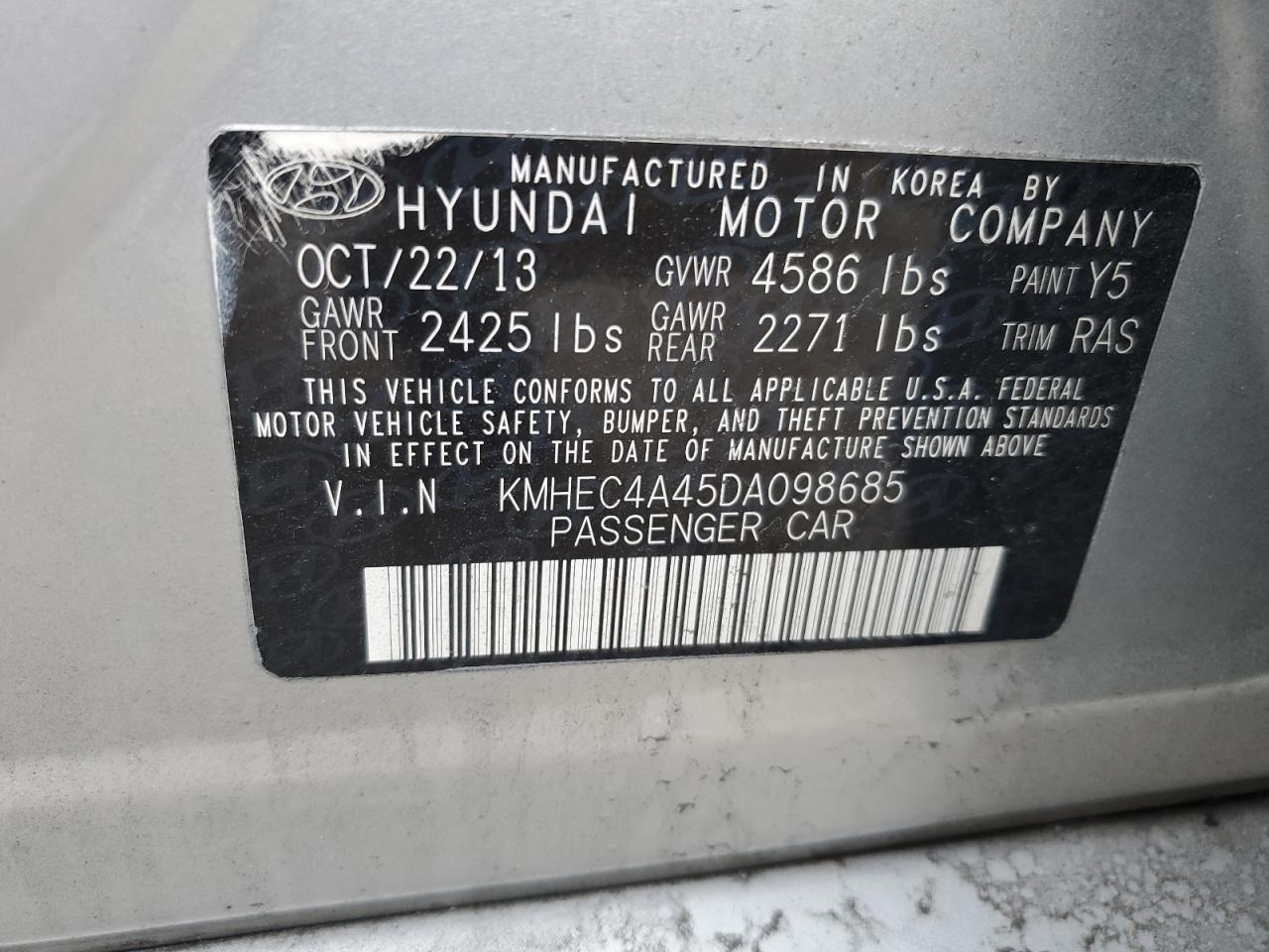 2013 Hyundai Sonata Hybrid VIN: KMHEC4A45DA098685 Lot: 81838094