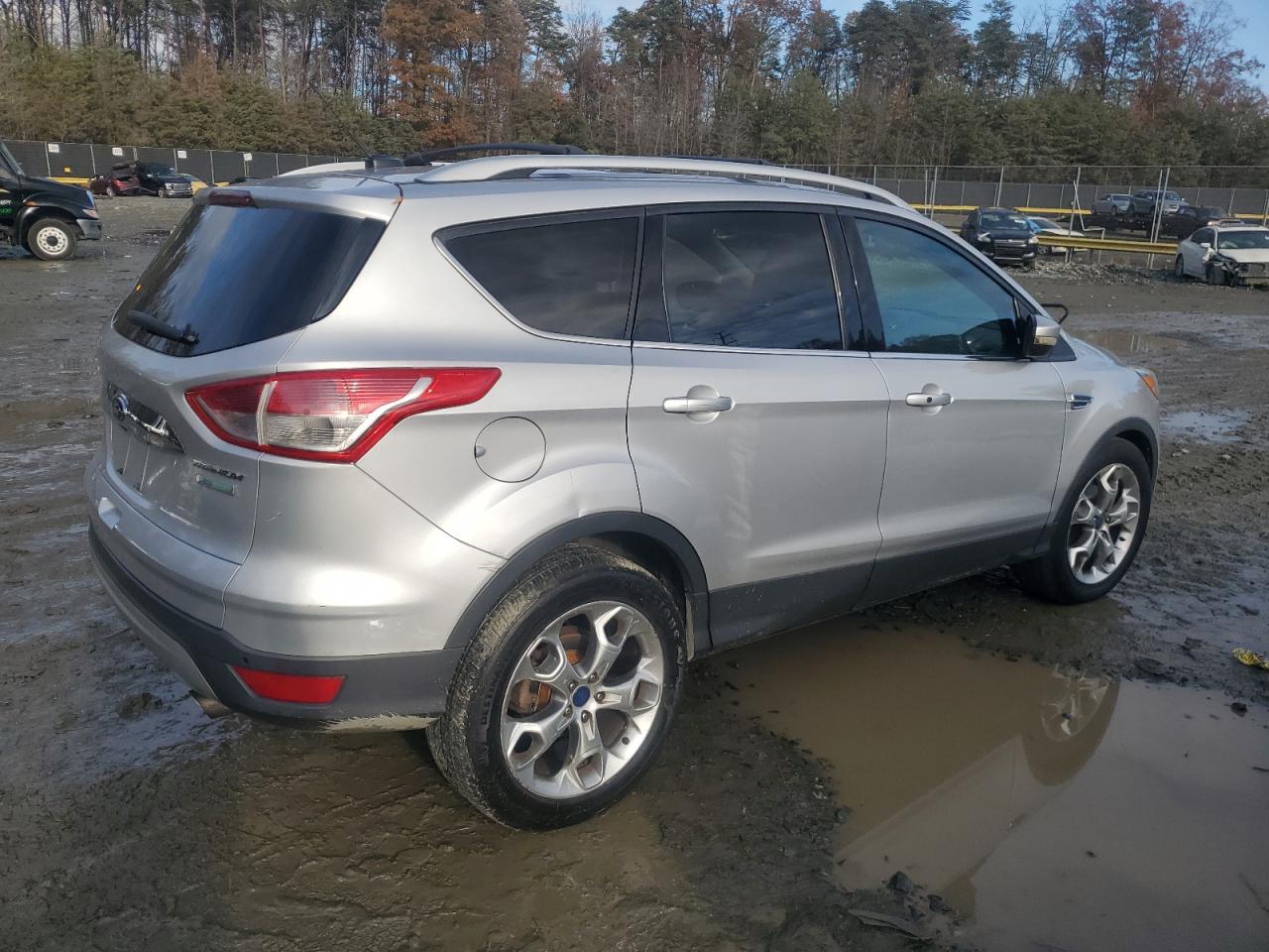 VIN 1FMCU0JX9EUD77872 2014 FORD ESCAPE no.3