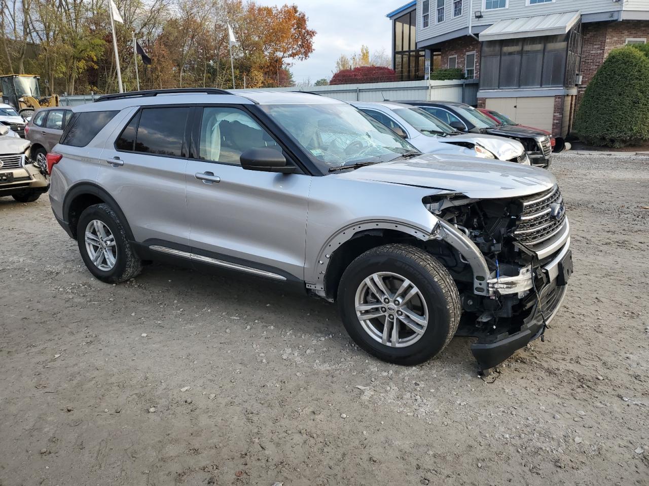 2021 Ford Explorer - Image 4