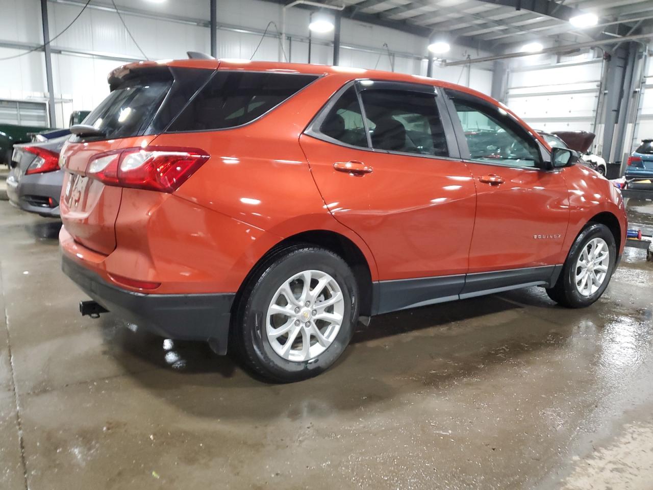 2020 Chevrolet Equinox - Image 3