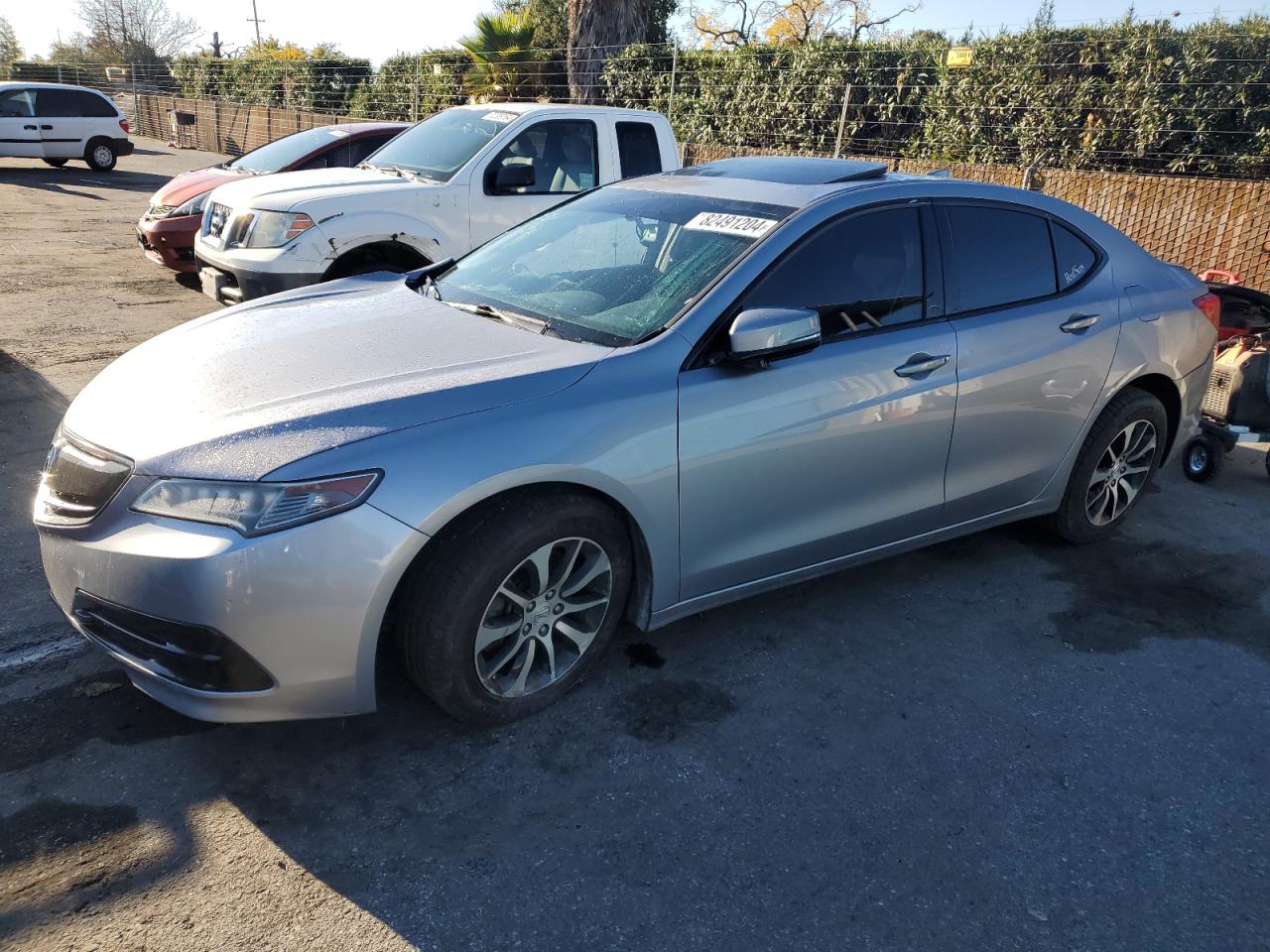 VIN 19UUB1F31FA028350 2015 ACURA TLX no.1