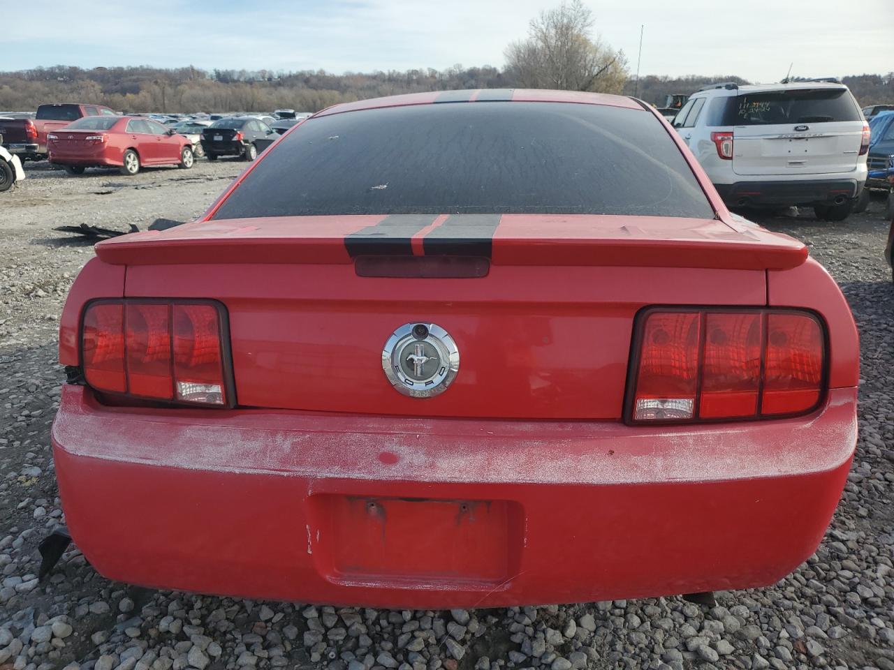 2008 Ford Mustang - Image 6