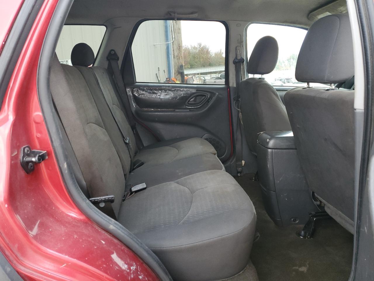 2005 Mazda Tribute I VIN: 4F2YZ02Z55KM63784 Lot: 82362674