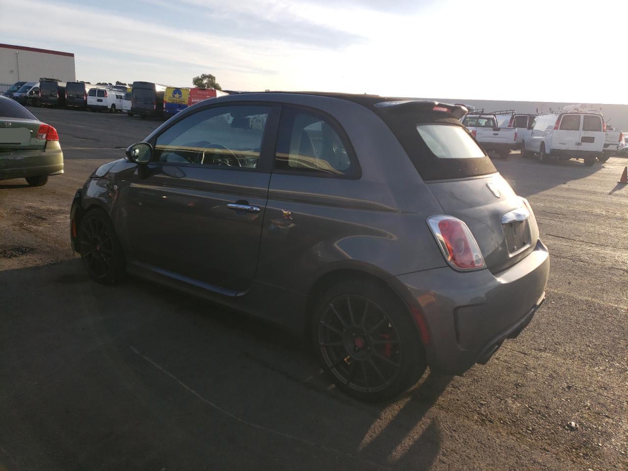 VIN 3C3CFFJH4DT667752 2013 FIAT 500 no.2