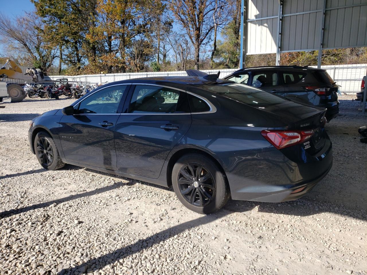 2021 Chevrolet Malibu - Image 2