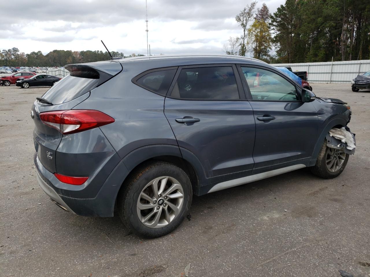 VIN KM8J3CA23HU497770 2017 HYUNDAI TUCSON no.3