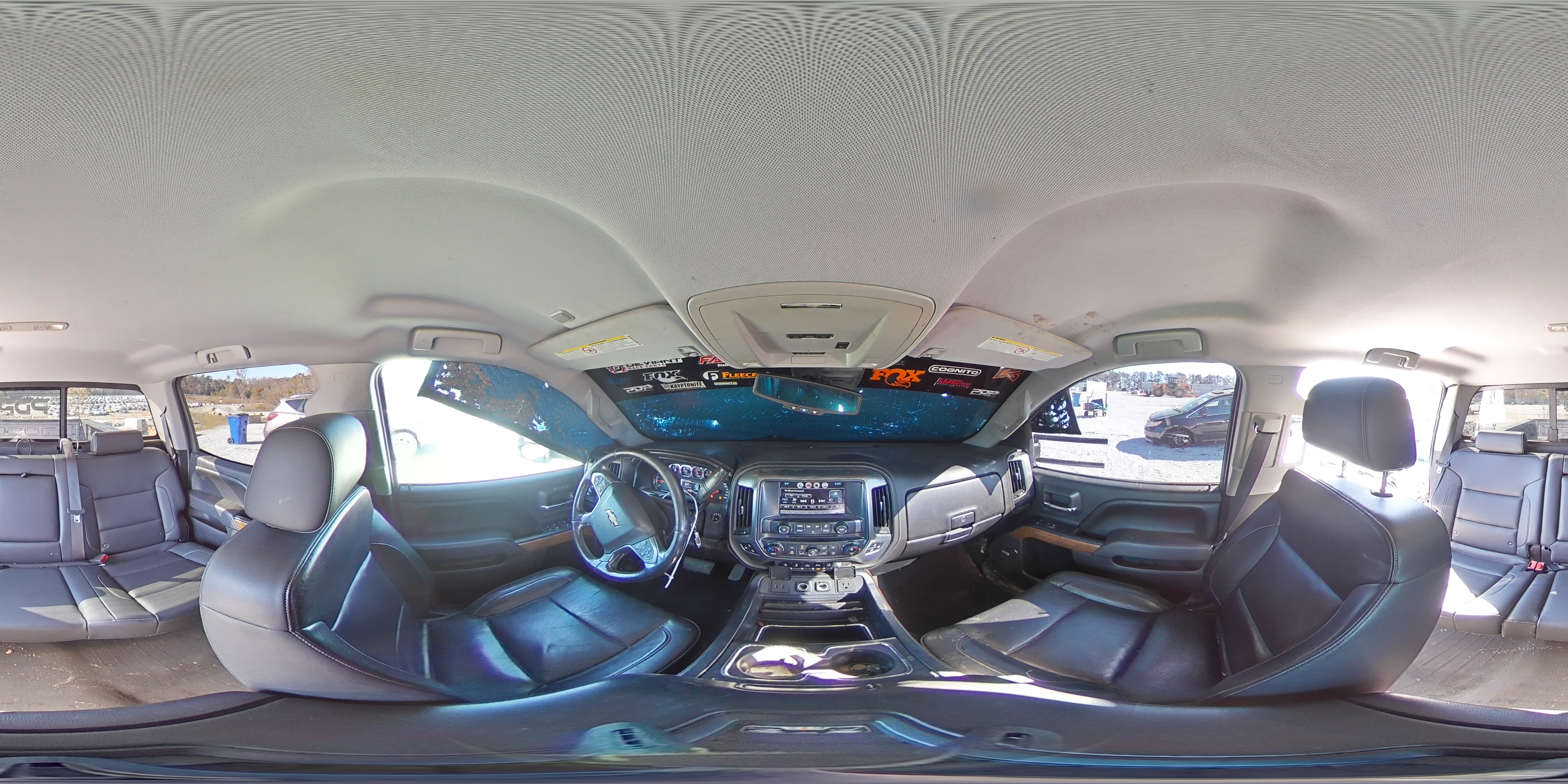 2016 Chevrolet Silverado - Image 13