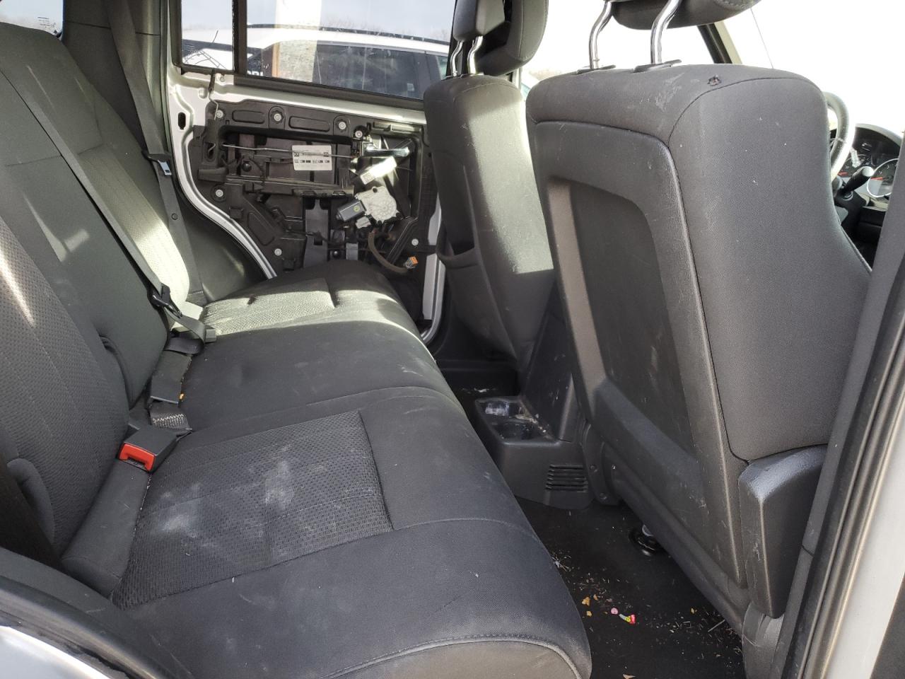 2011 Jeep Liberty (North America) - Image 10