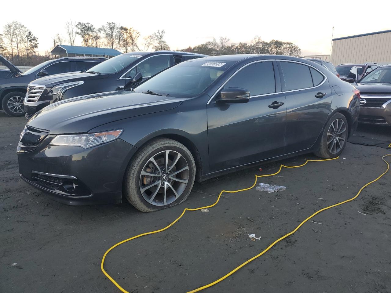 VIN 19UUB3F71FA001633 2015 ACURA TLX no.1