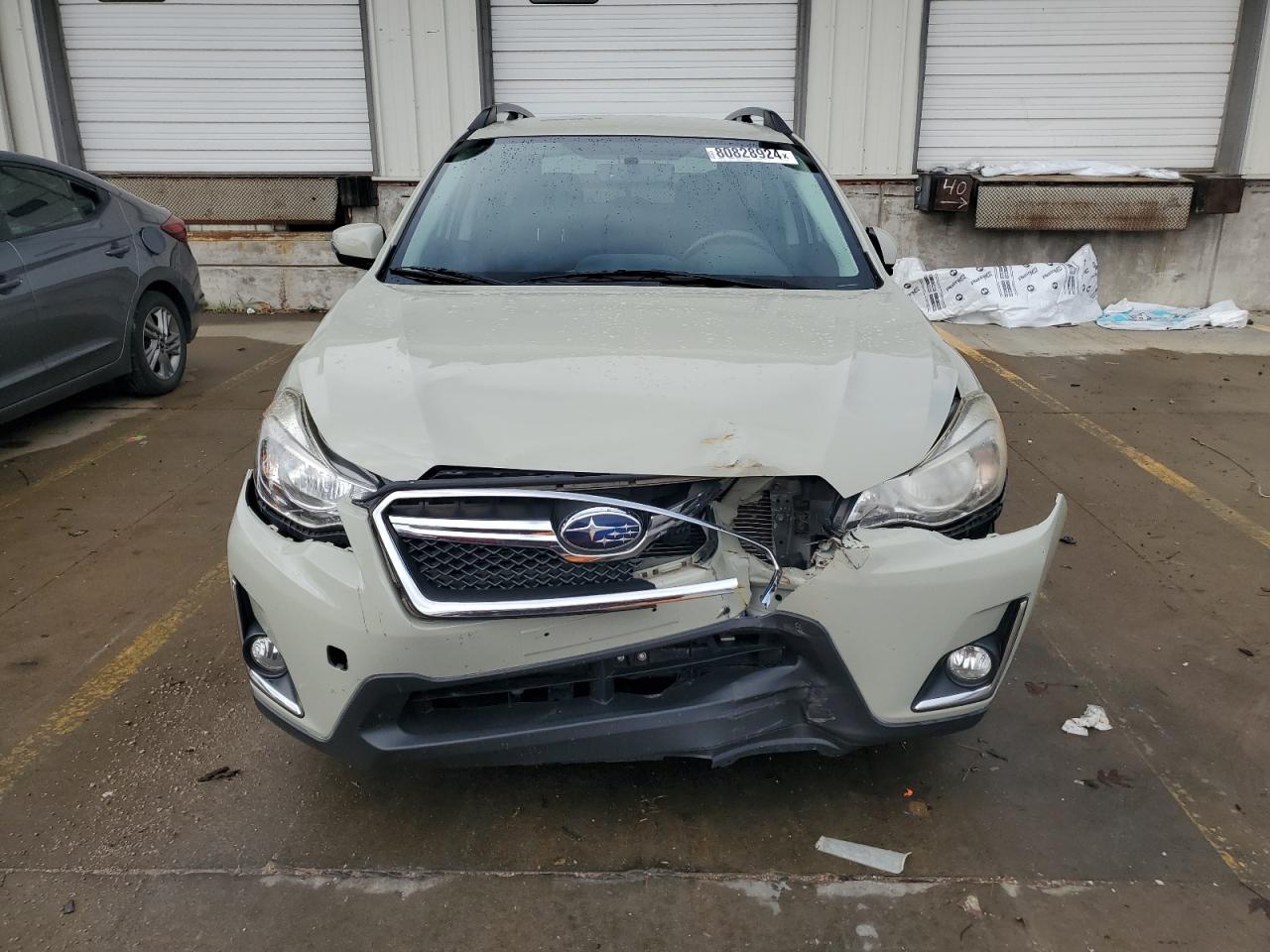 2017 Subaru XV - Image 5