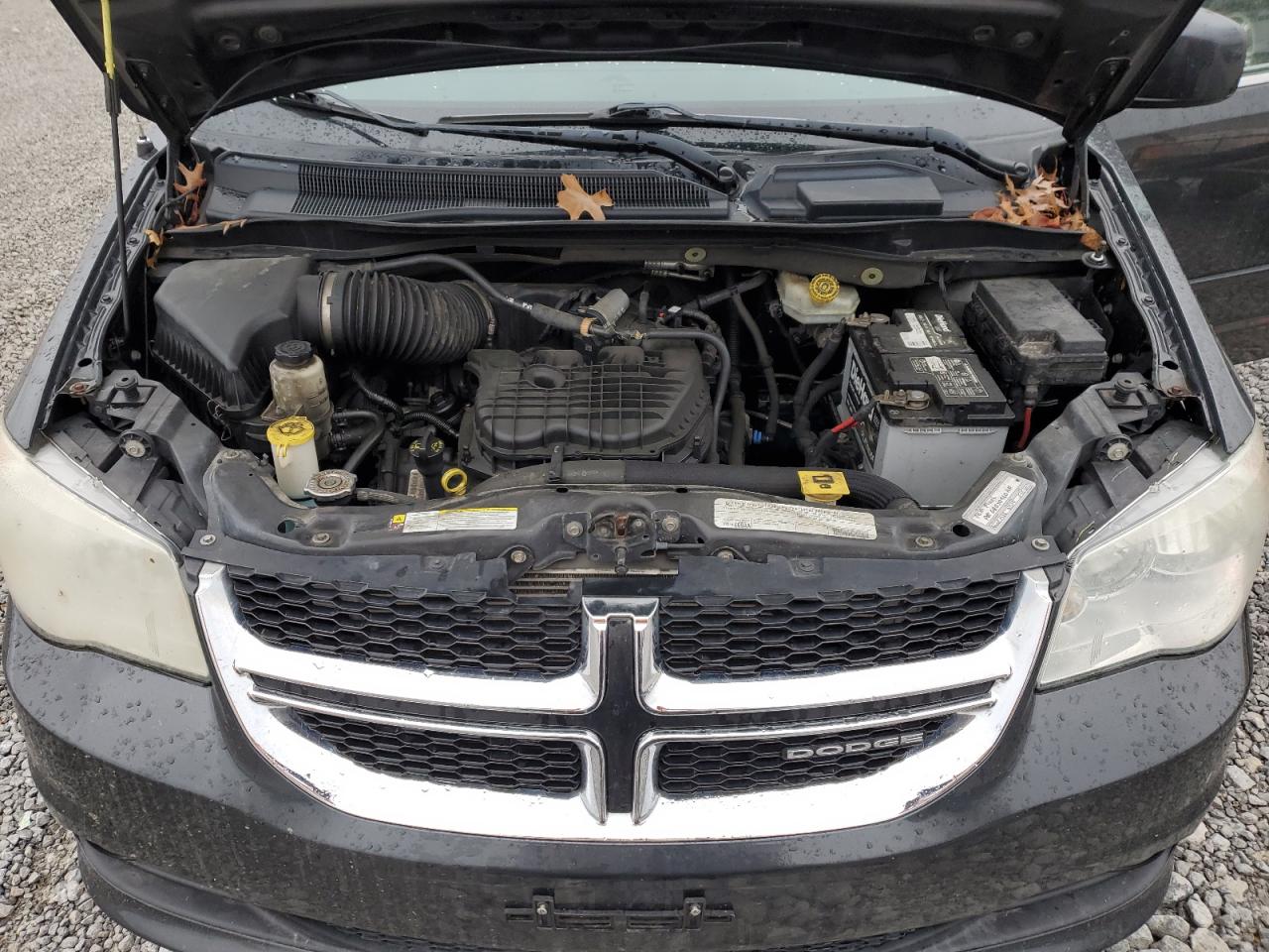 2012 Dodge Caravan - Image 12