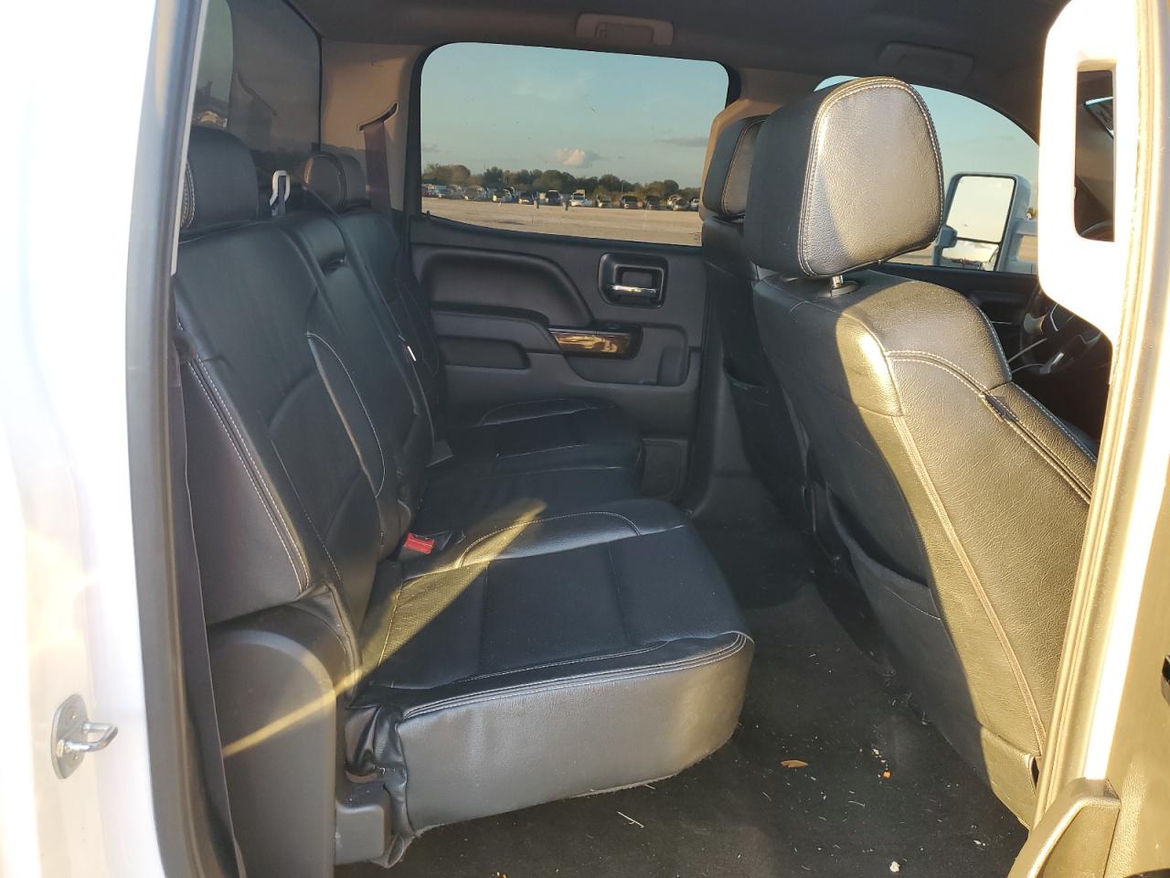 2017 GMC Sierra - Image 11