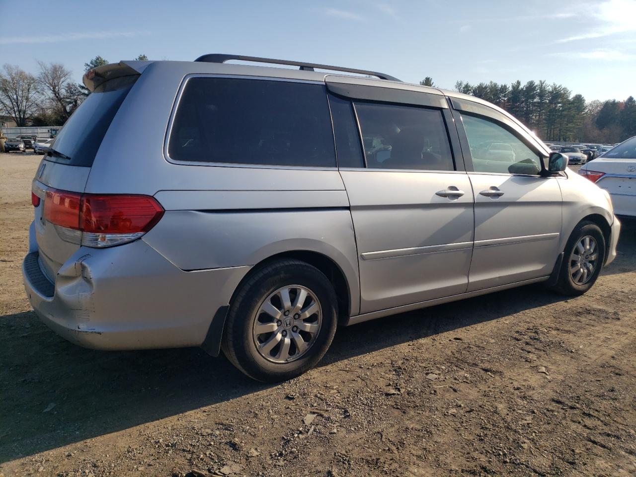2010 Honda Odyssey - Image 3