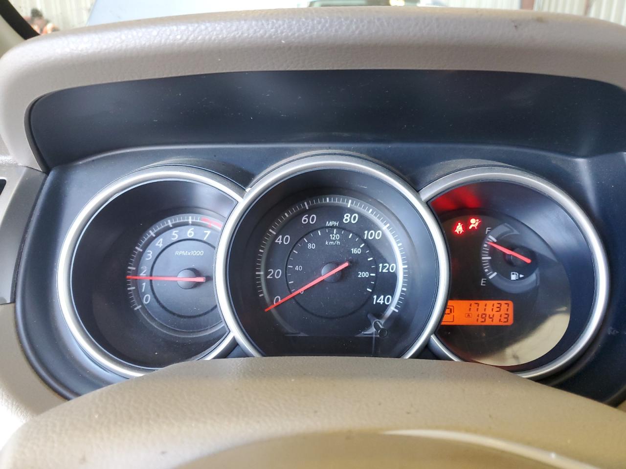2010 Nissan Versa - Image 9