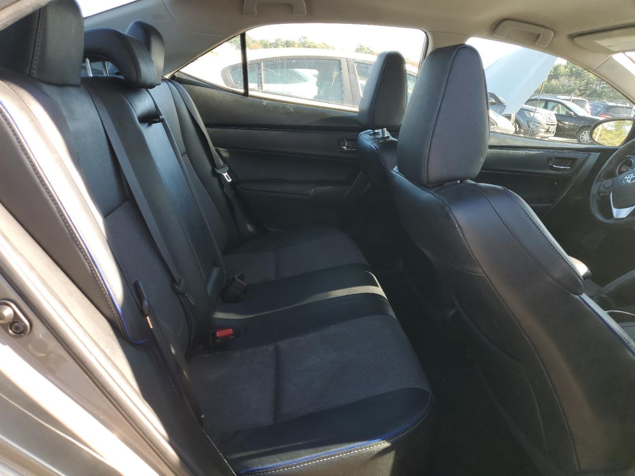 2018 Toyota Corolla - Image 10