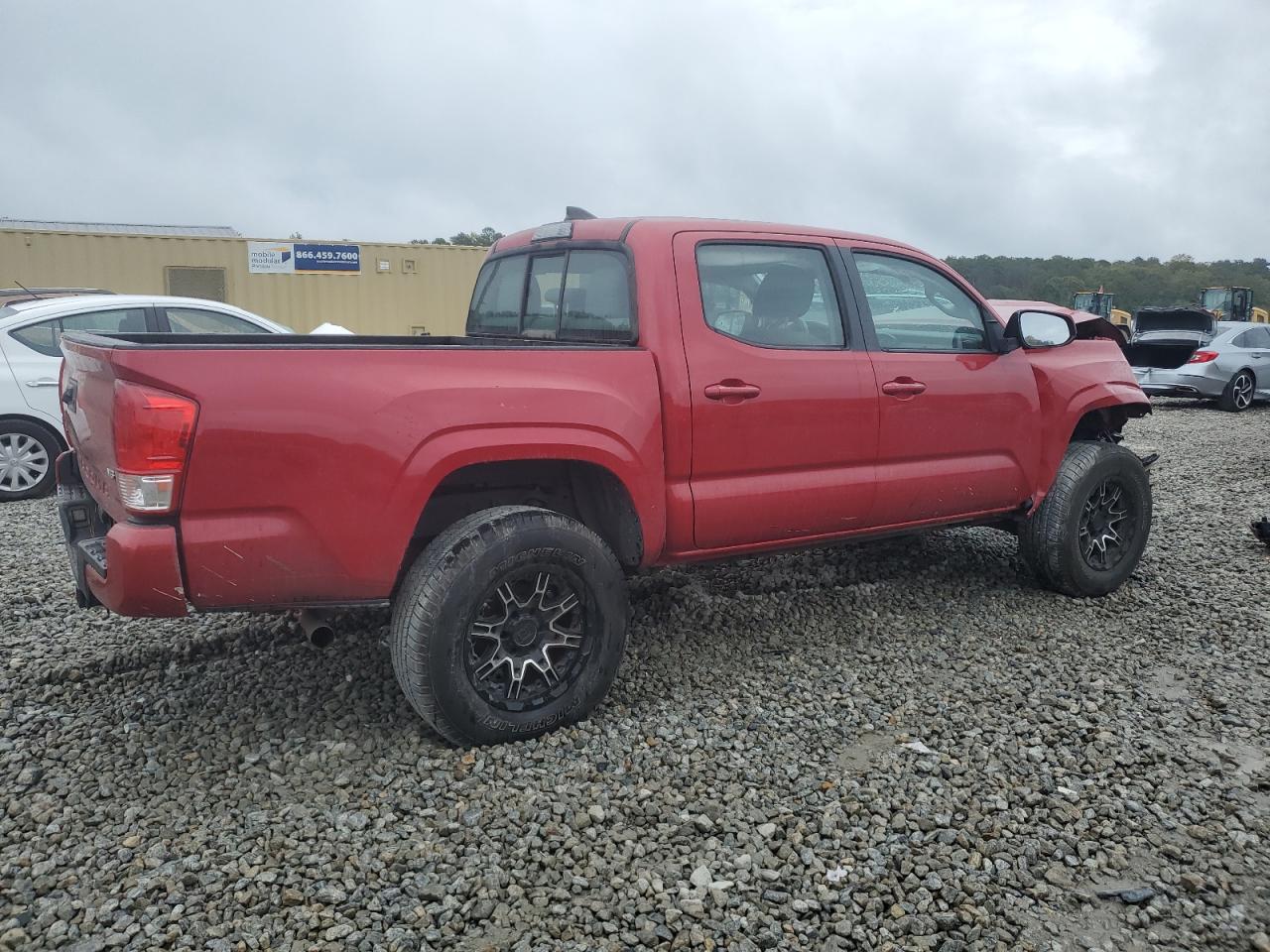 2017 Toyota Tacoma - Image 3