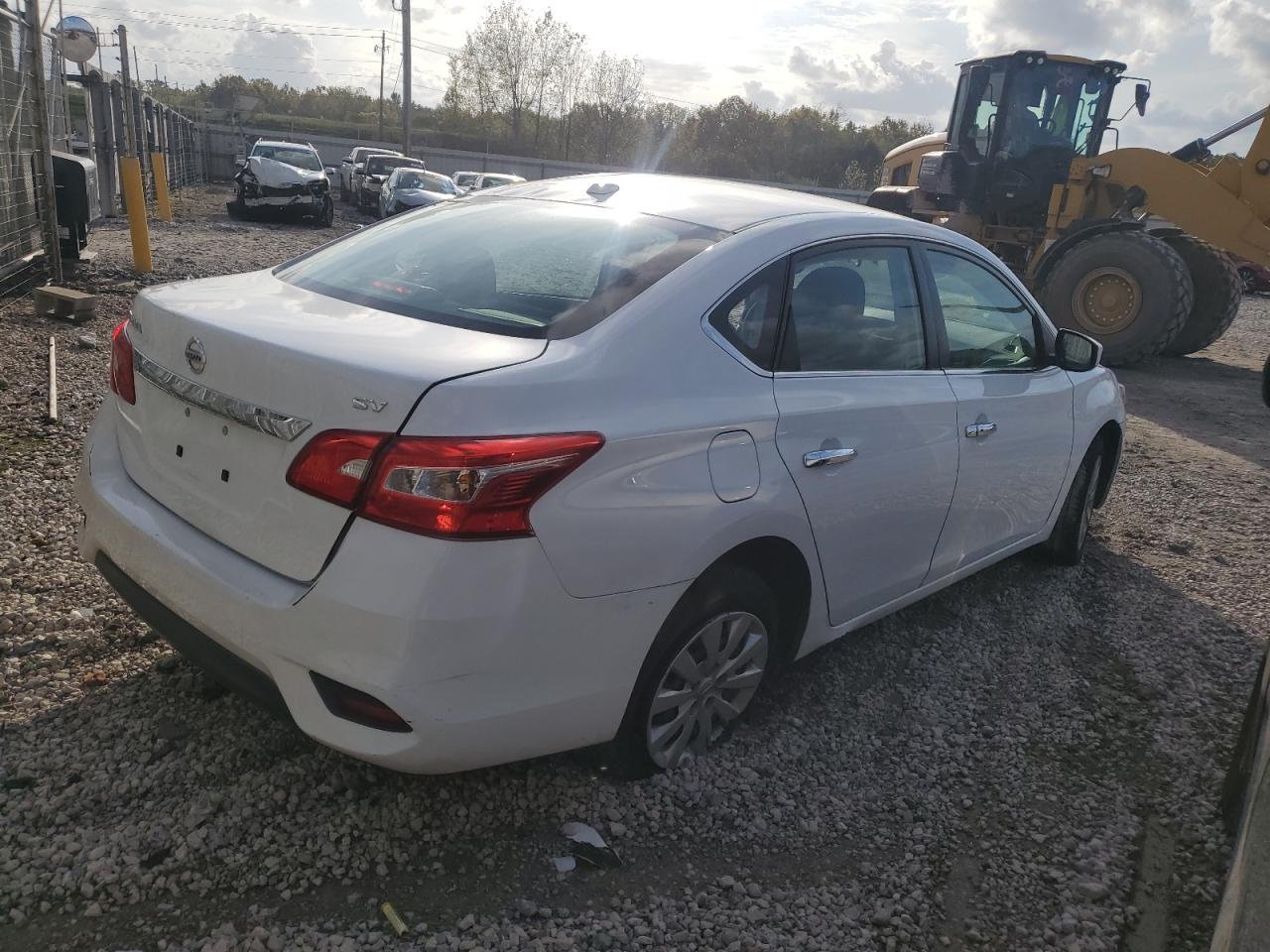 2017 Nissan Sentra - Image 3
