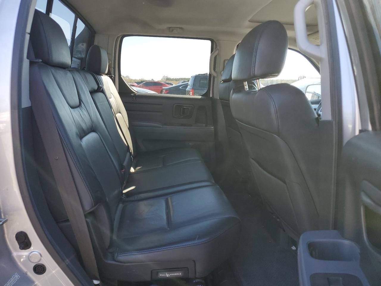2006 Honda Ridgeline - Image 10