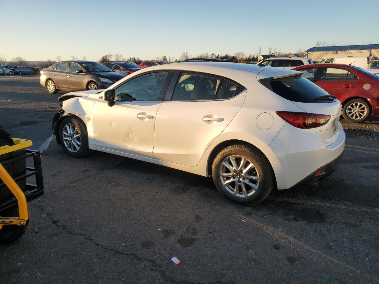 VIN 3MZBM1L79FM162501 2015 MAZDA 3 no.2